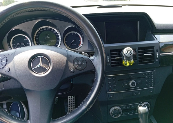 Mercedes-Benz GLK cena 63000 przebieg: 246000, rok produkcji 2012 z Piaseczno małe 436